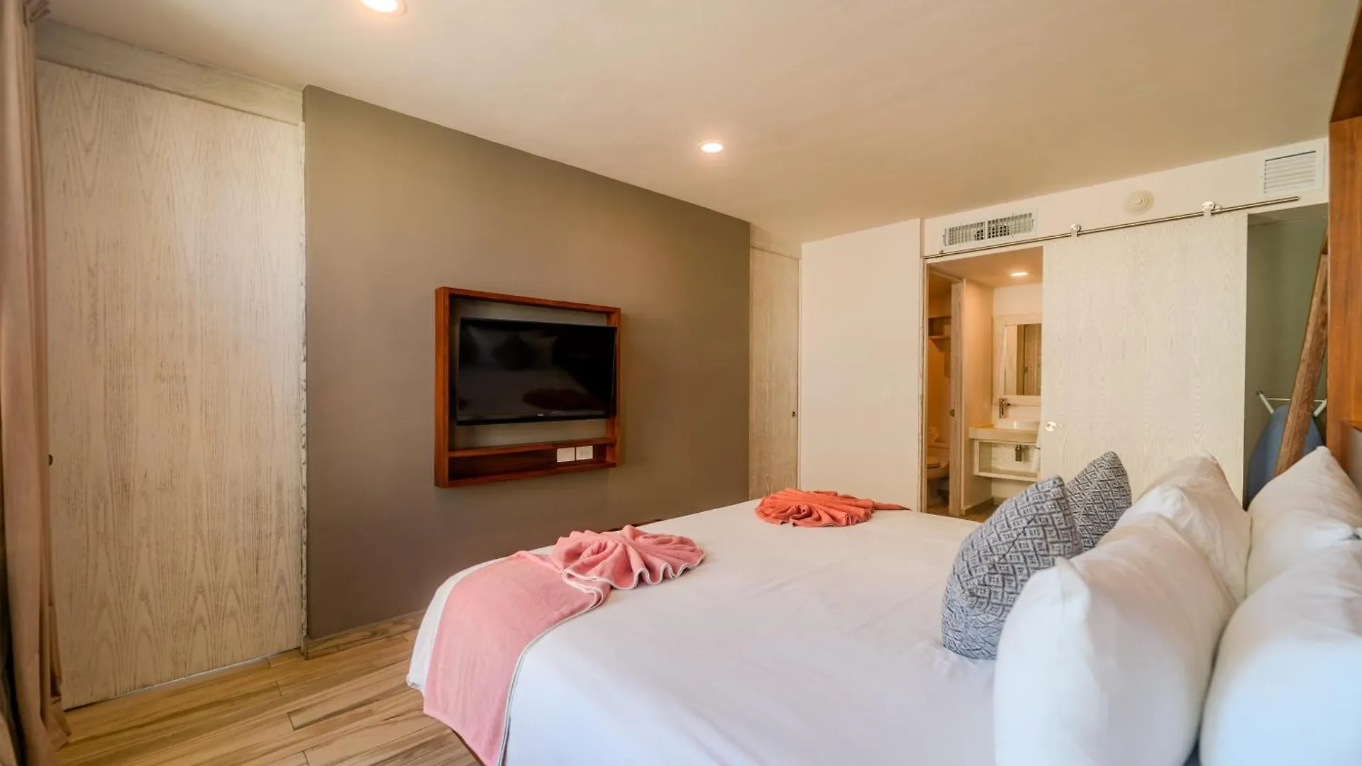 Newport House By Casago Apartment Playa del Carmen Mexico